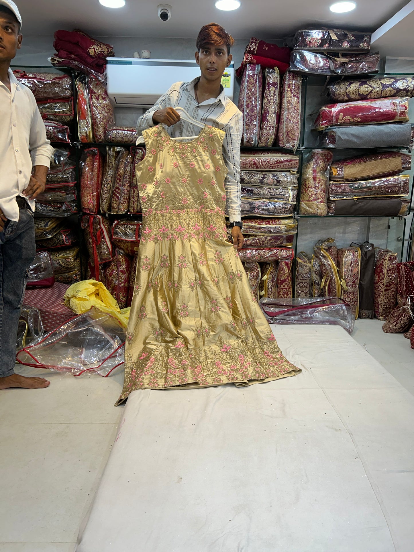 Pretty Golden long dress gown