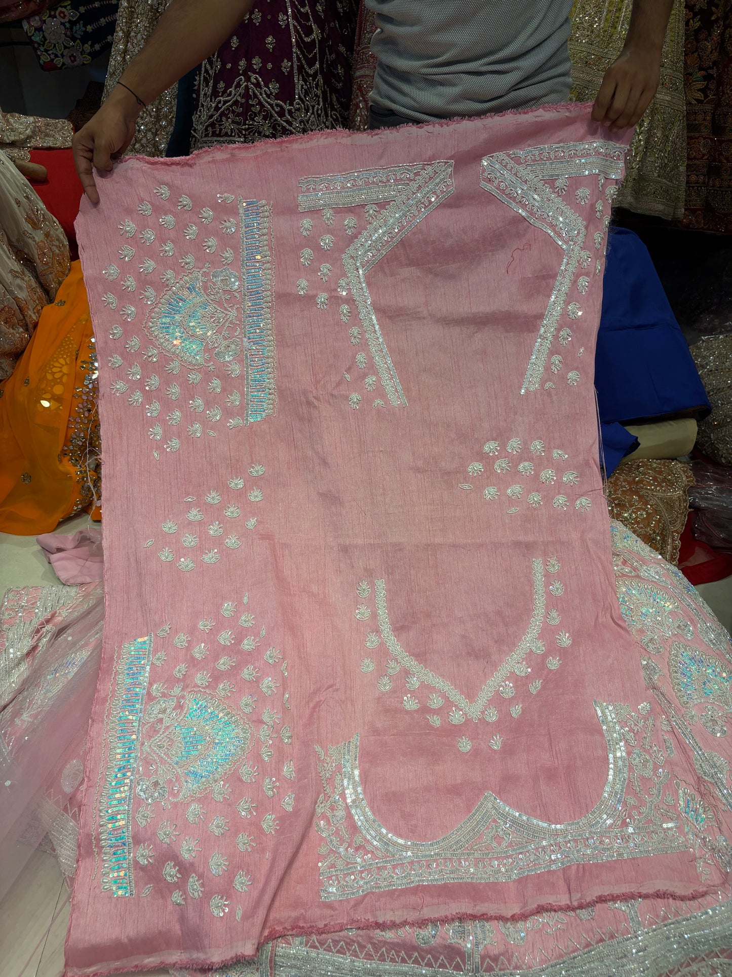 बेबी पिंक लहंगा