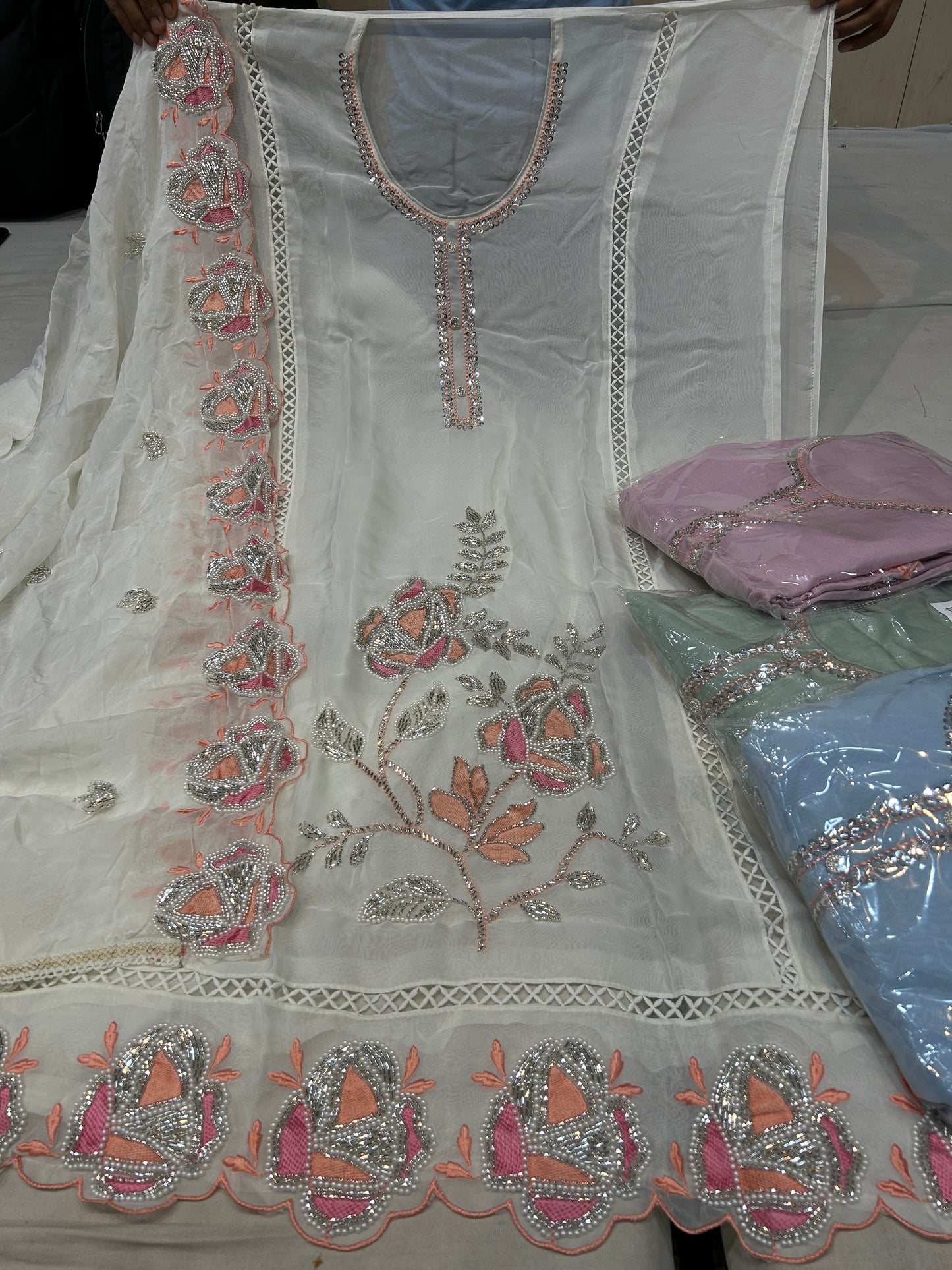 White handwork Unstitch Salwar suit (free size)