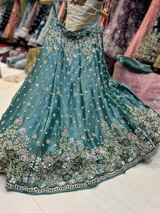 Fantástica lehenga azul