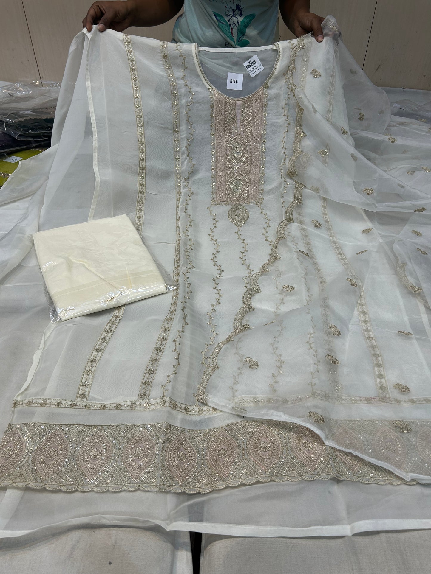 White Gorgeous Unstitched Suit 😍