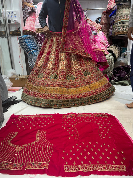 المصمم الأحمر الأصفر ليينجا ❤️