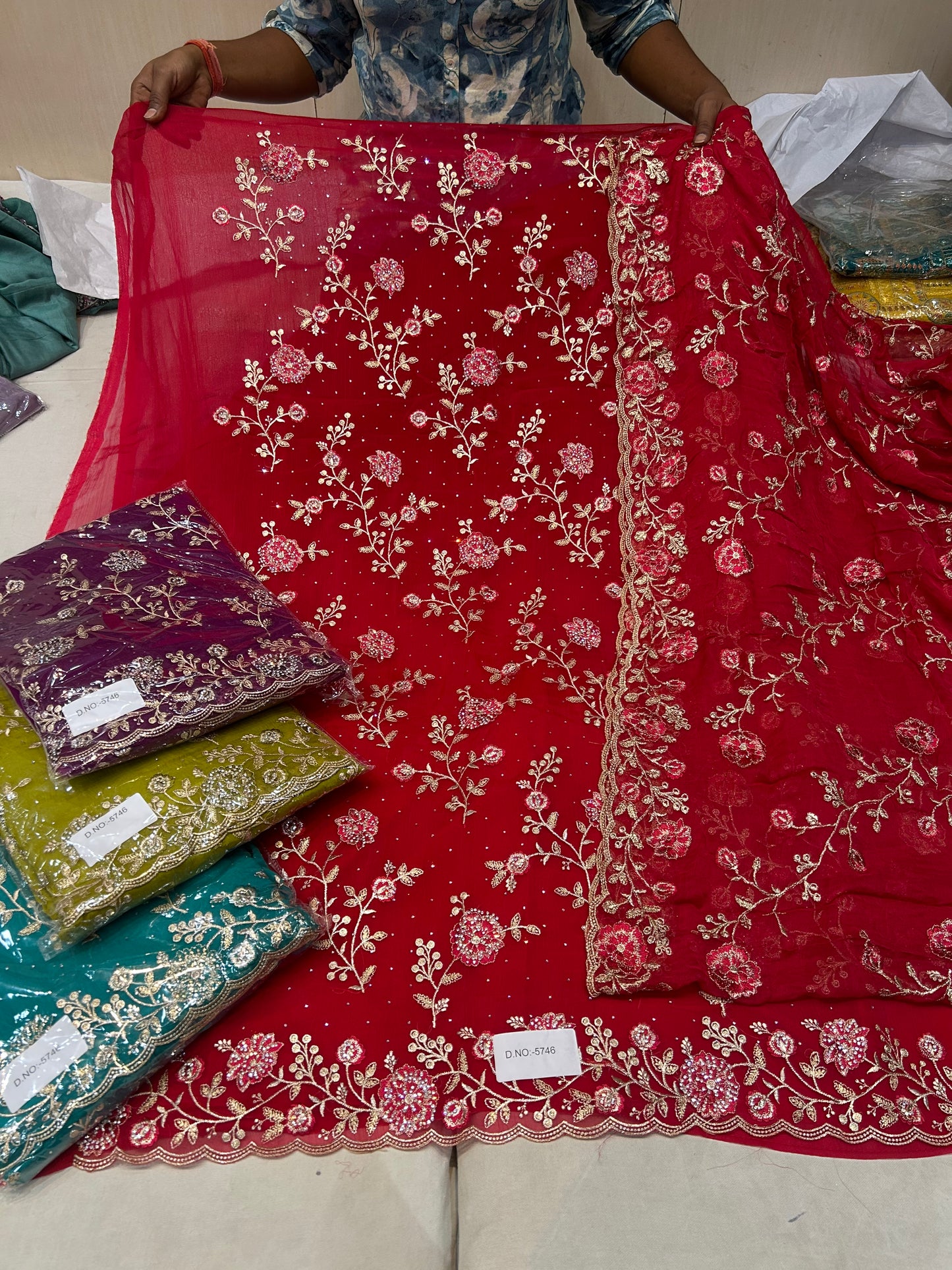 Pretty red ladies suit