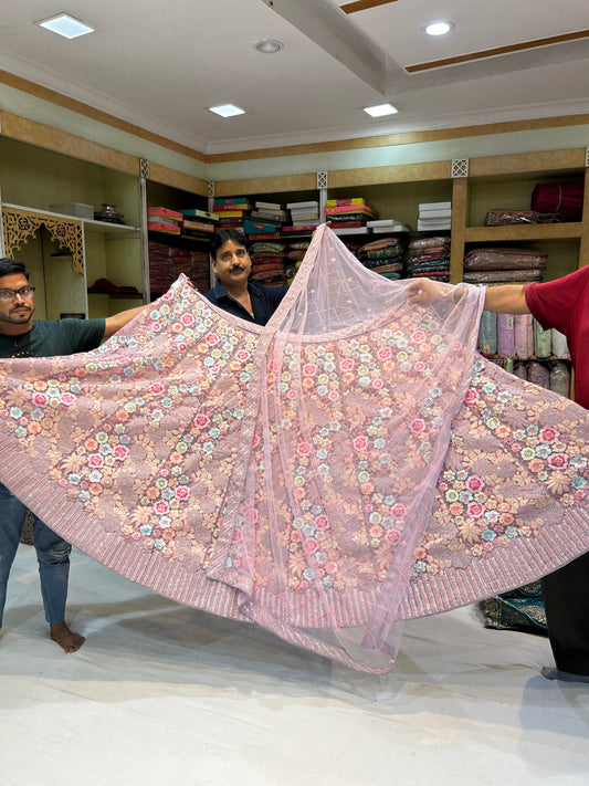 الأزهار أرجواني ليهينجا