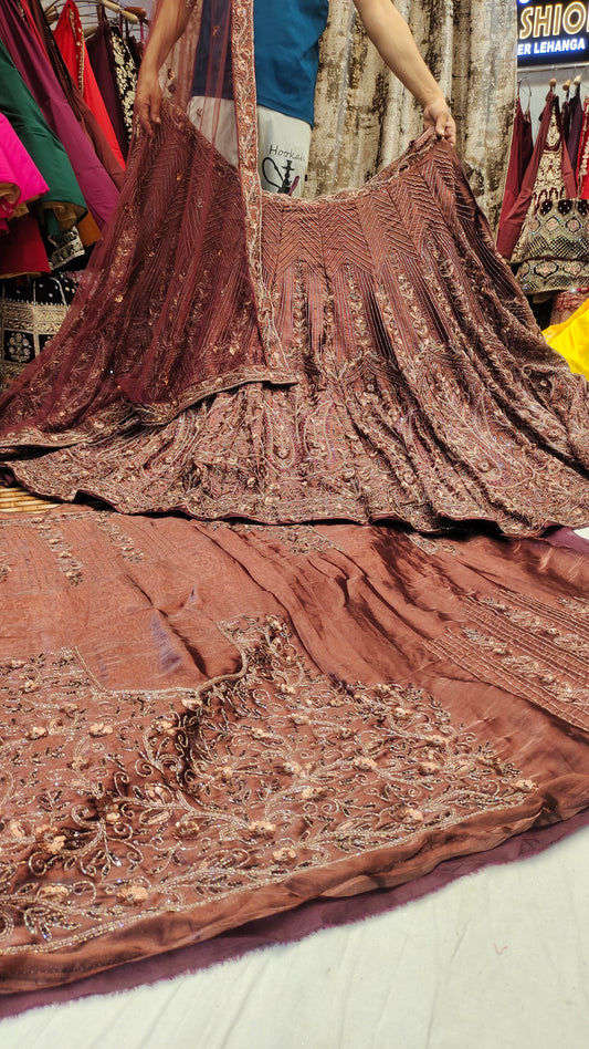 العمل اليدوي الثقيل Lehenga