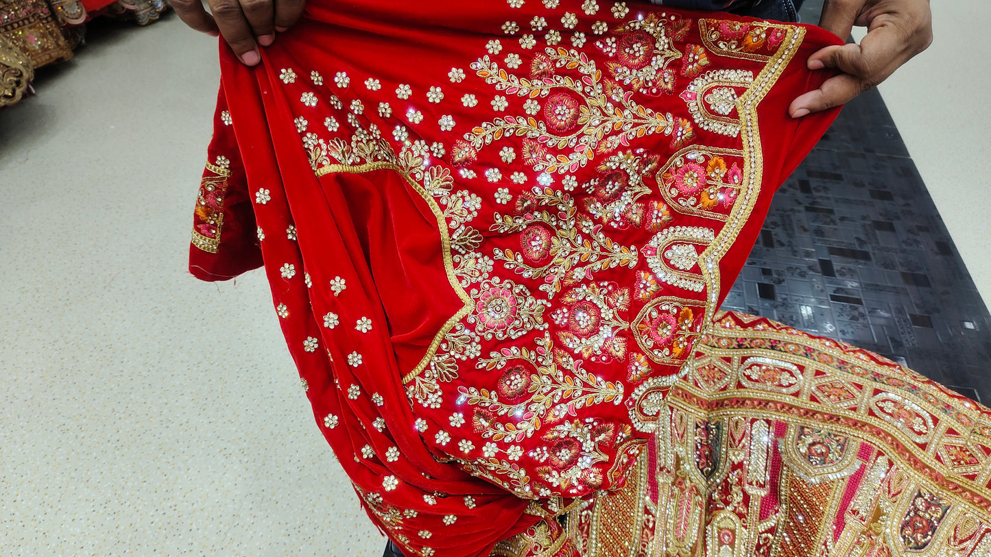 ليهنغا عروس حمراء مذهلة ثقيلة