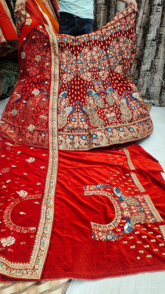 الطاووس ليهينجا