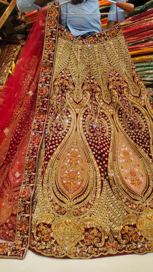 الطاووس ليهينجا