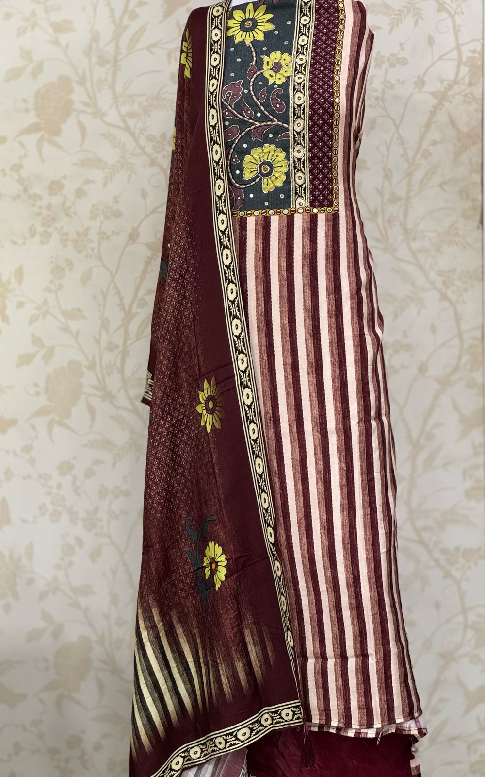 Tremendous maroon Unstitched suit ( free size )