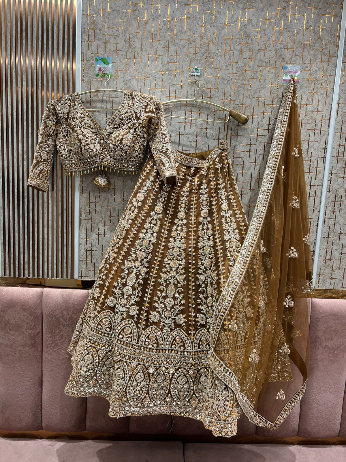 Glamoroso top corto azul cielo Lehenga