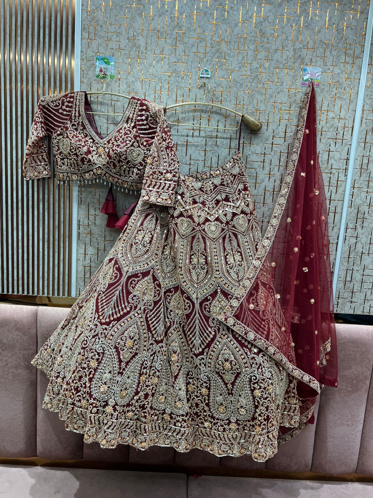 Elegante top corto azul cielo Lehenga