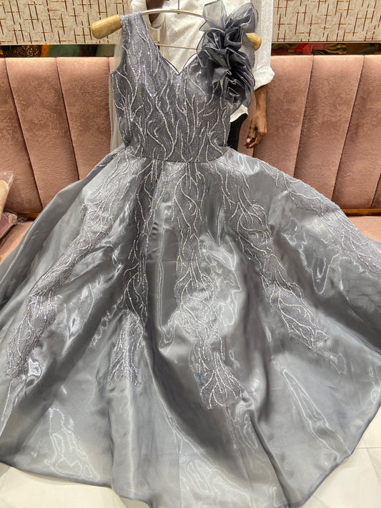 Pretty grey silver Gown