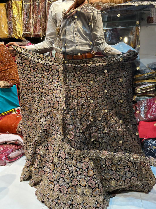 Fantastic black partywear lehenga �