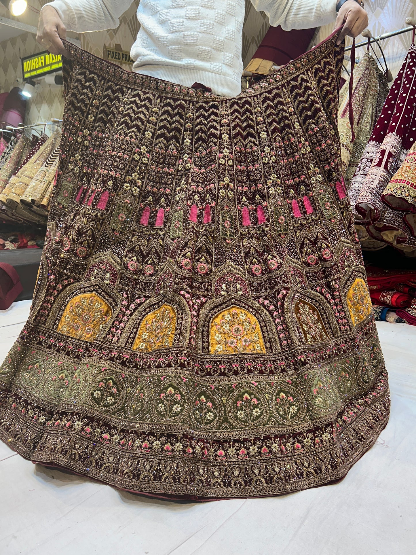 Stylish Marwari Rajwada Lehenga