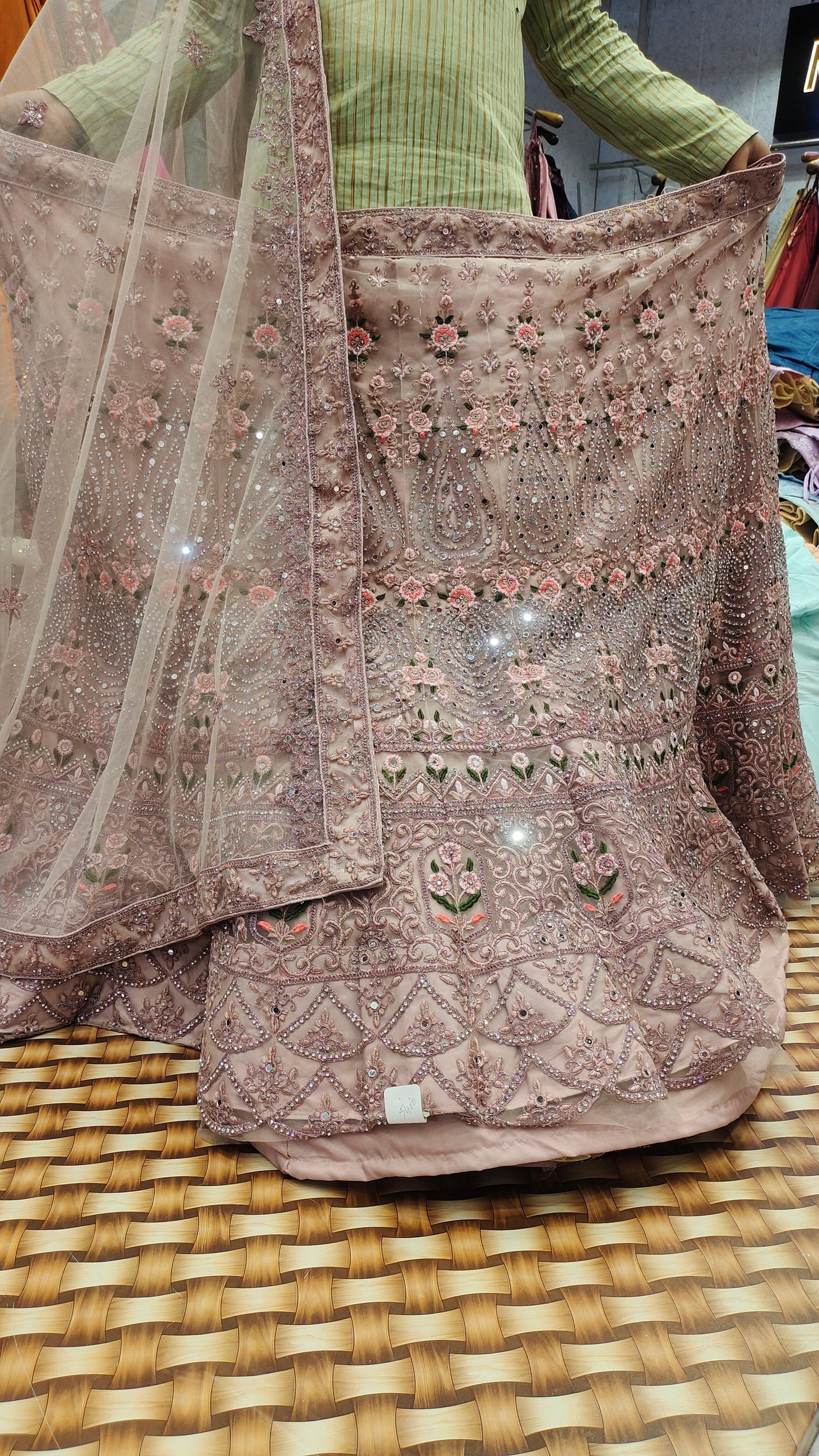 Lehenga رائع