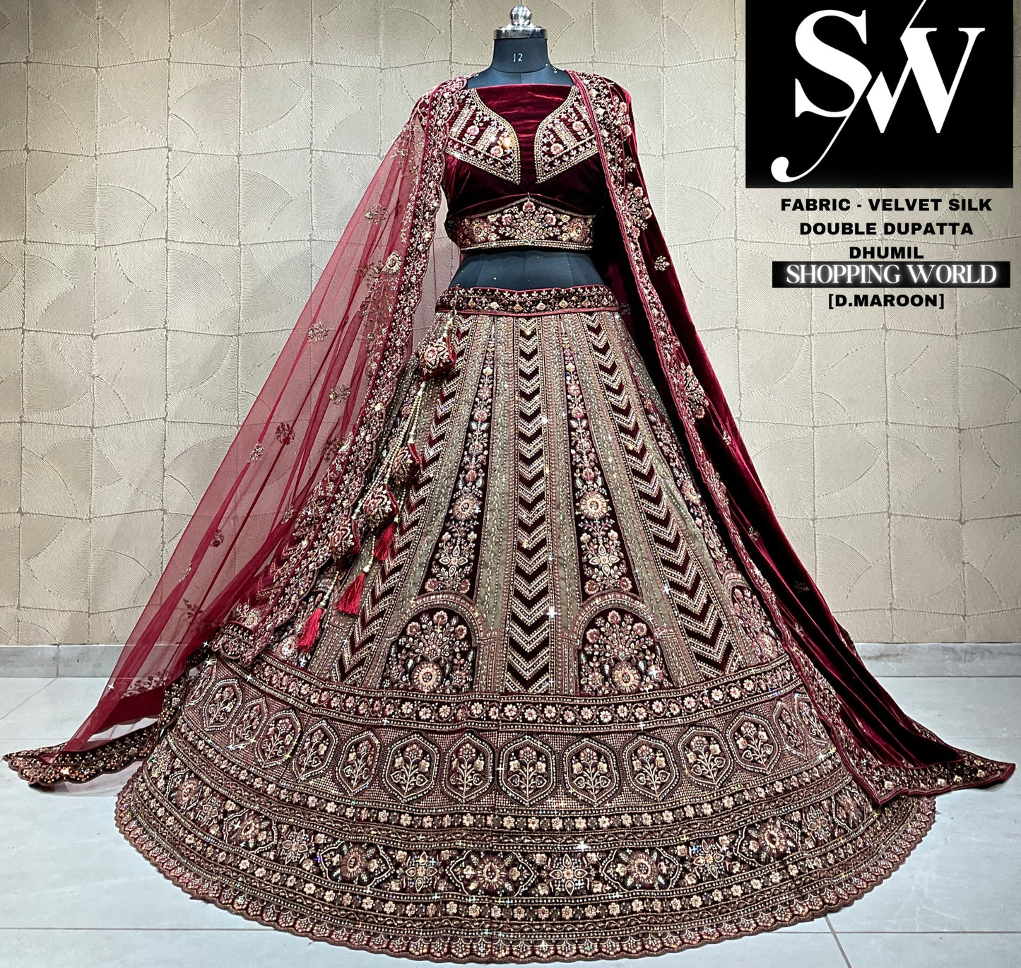 खूबसूरत गहरे मैरून रंग का डबल दुपट्टा मखमली रेशमी दुल्हन लहंगा