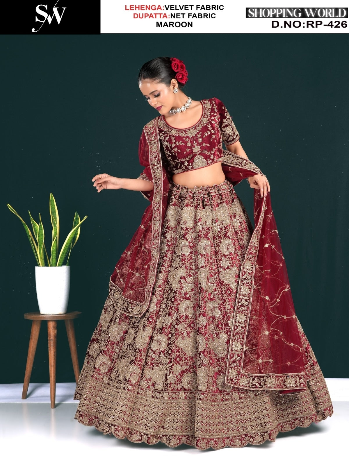 Khoobsurat pyazi velvet Lehenga