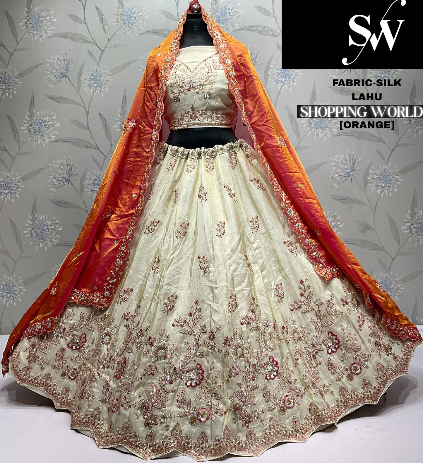 Lehenga de seda azul cielo encantadora.