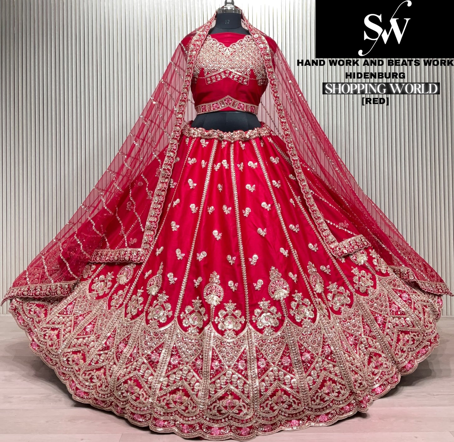 अलंकारित रानी गुलाबी रंग की हैंडवर्क बीट्स लेहंगा