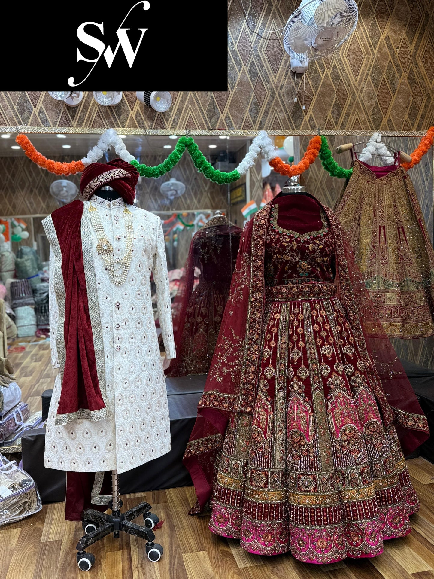 डार्क मैरून बॉल ब्राइडल लहंगा शेरवानी