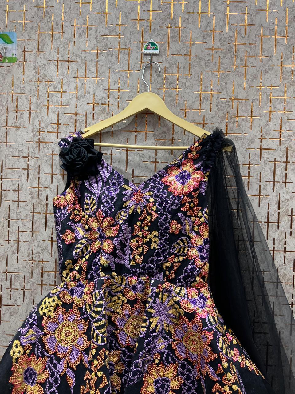 Fantastic BLACK gown