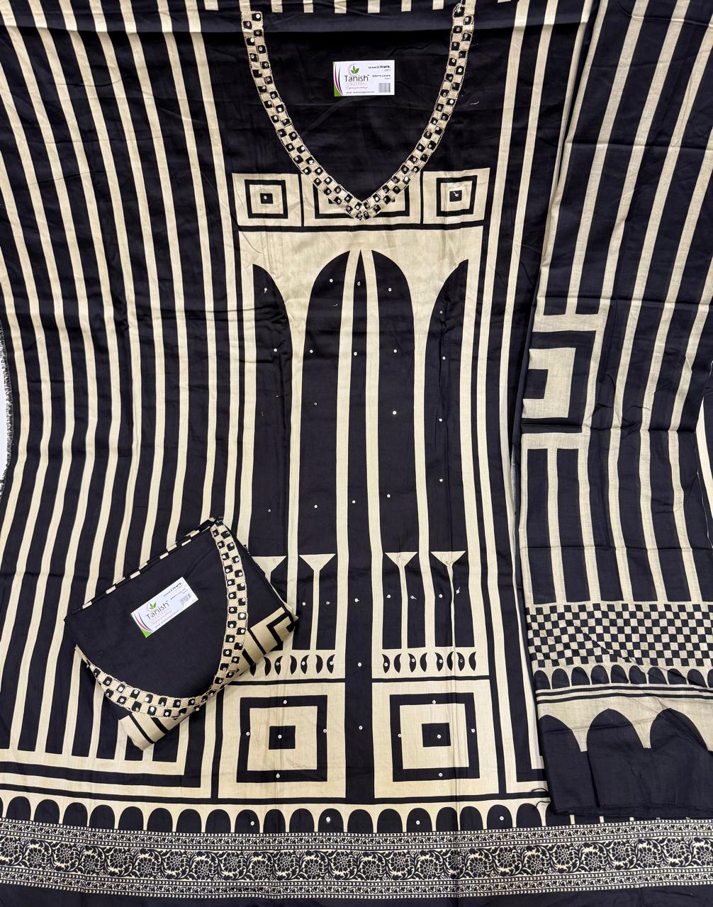 Tremendous black salwar suit dress material(free size)