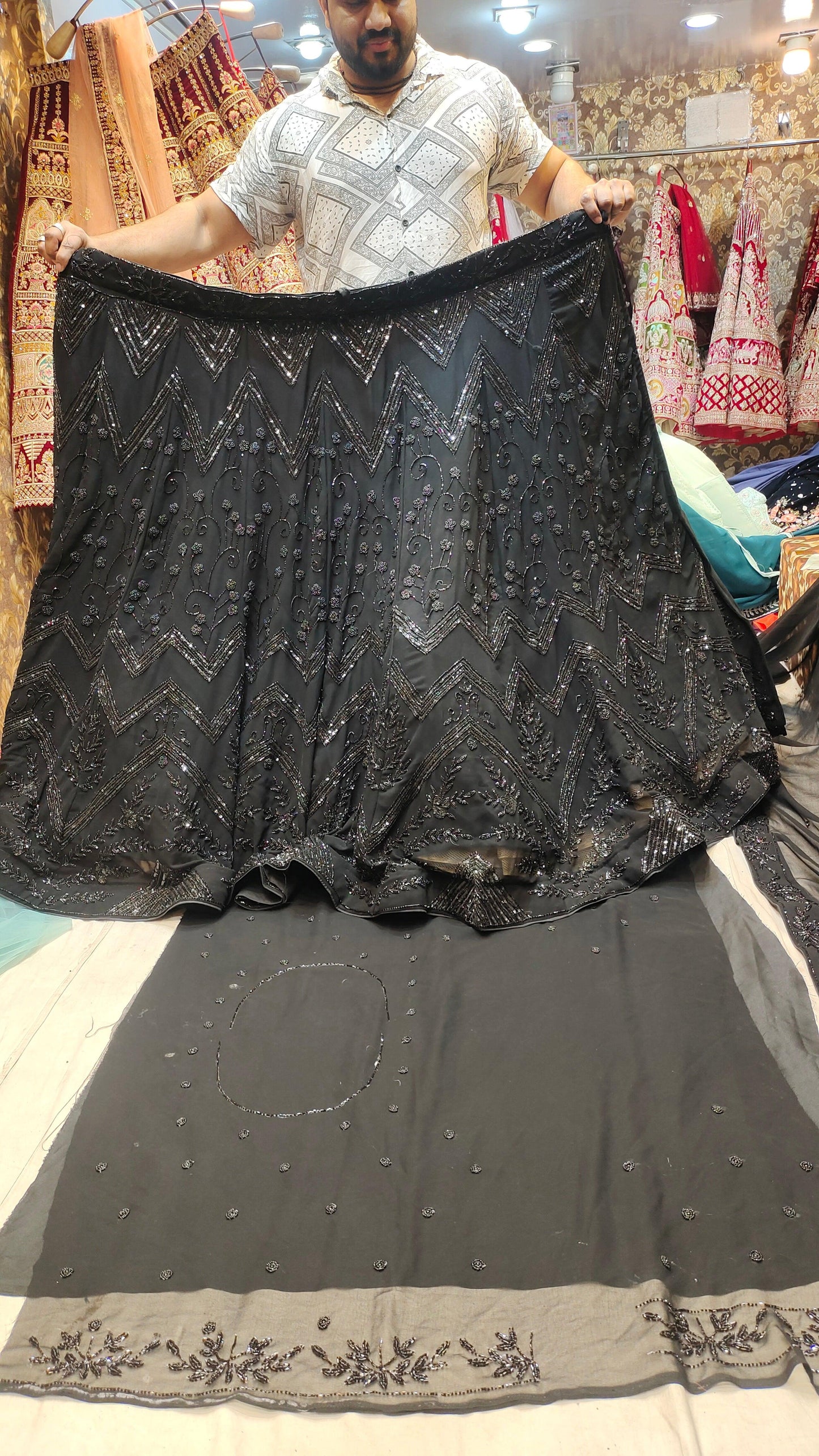 نمط متعرج Lehenga World