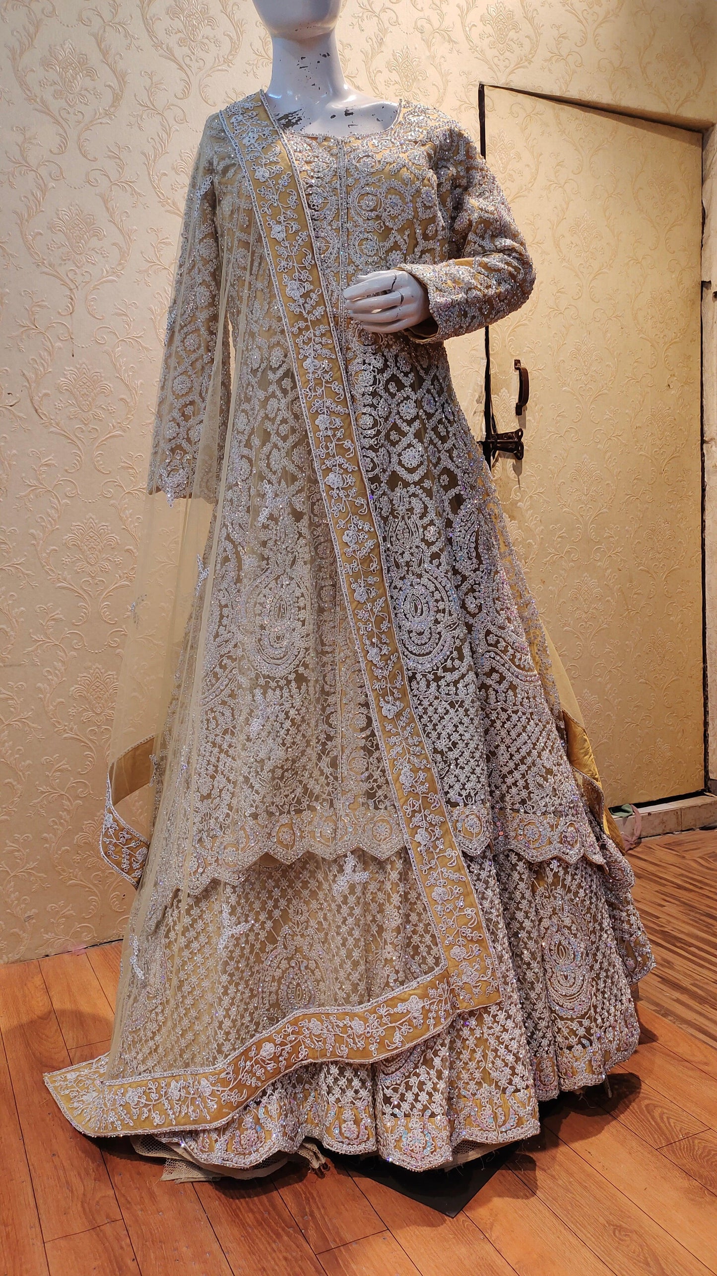 Amazing yellow Peplum long Dress Farshi Gaharara Pakistani Bridal Dress Muslim Special