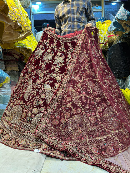 Delightful peacock maroon bridal lehenga❤️