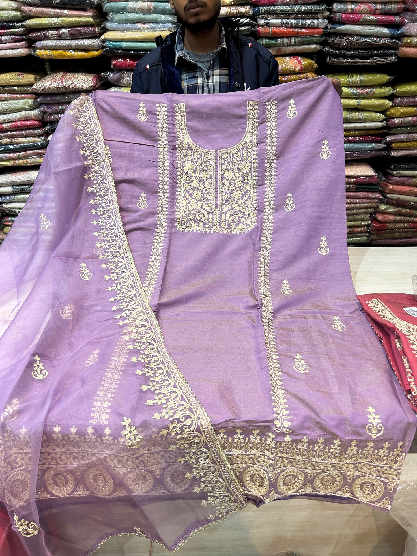 Increíble material de vestido de traje salwar sin coser de lavanda (talla única)