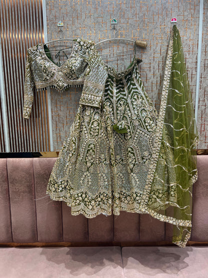 Mehndi’s greenCrop top Lehenga