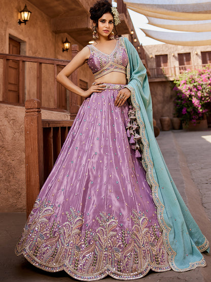 Lehenga de diseño de color rosa lila