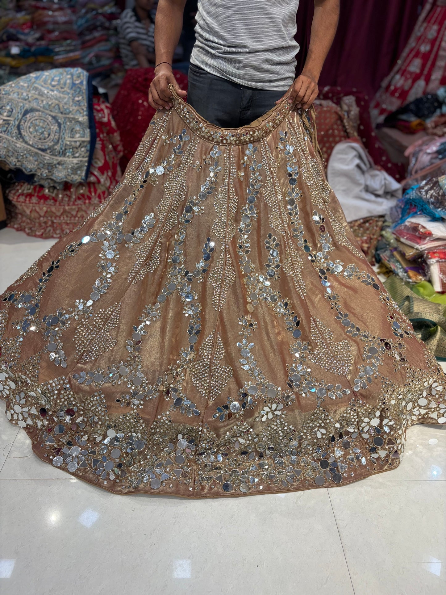 गोल्डन पीच मिरर हैंडवर्क लहंगा
