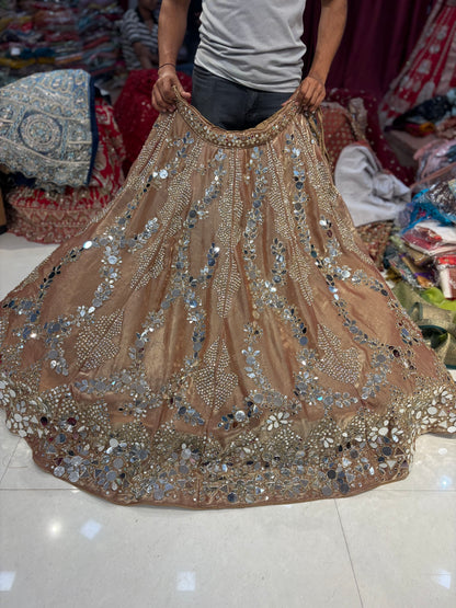 गोल्डन पीच मिरर हैंडवर्क लहंगा