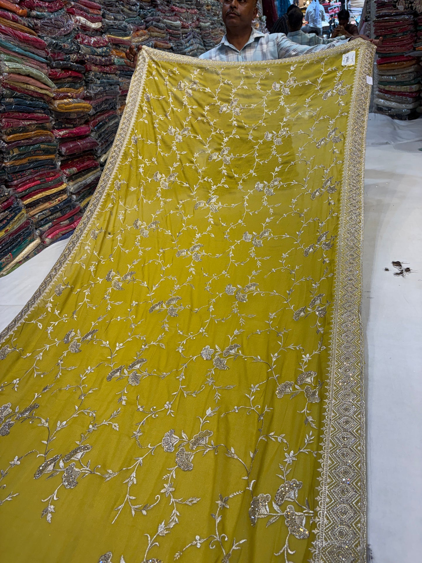Stunning yellow haldi mehendi saree