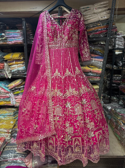 Khoobsurat Hot pink Farshi garara muslim Bride Special Dress