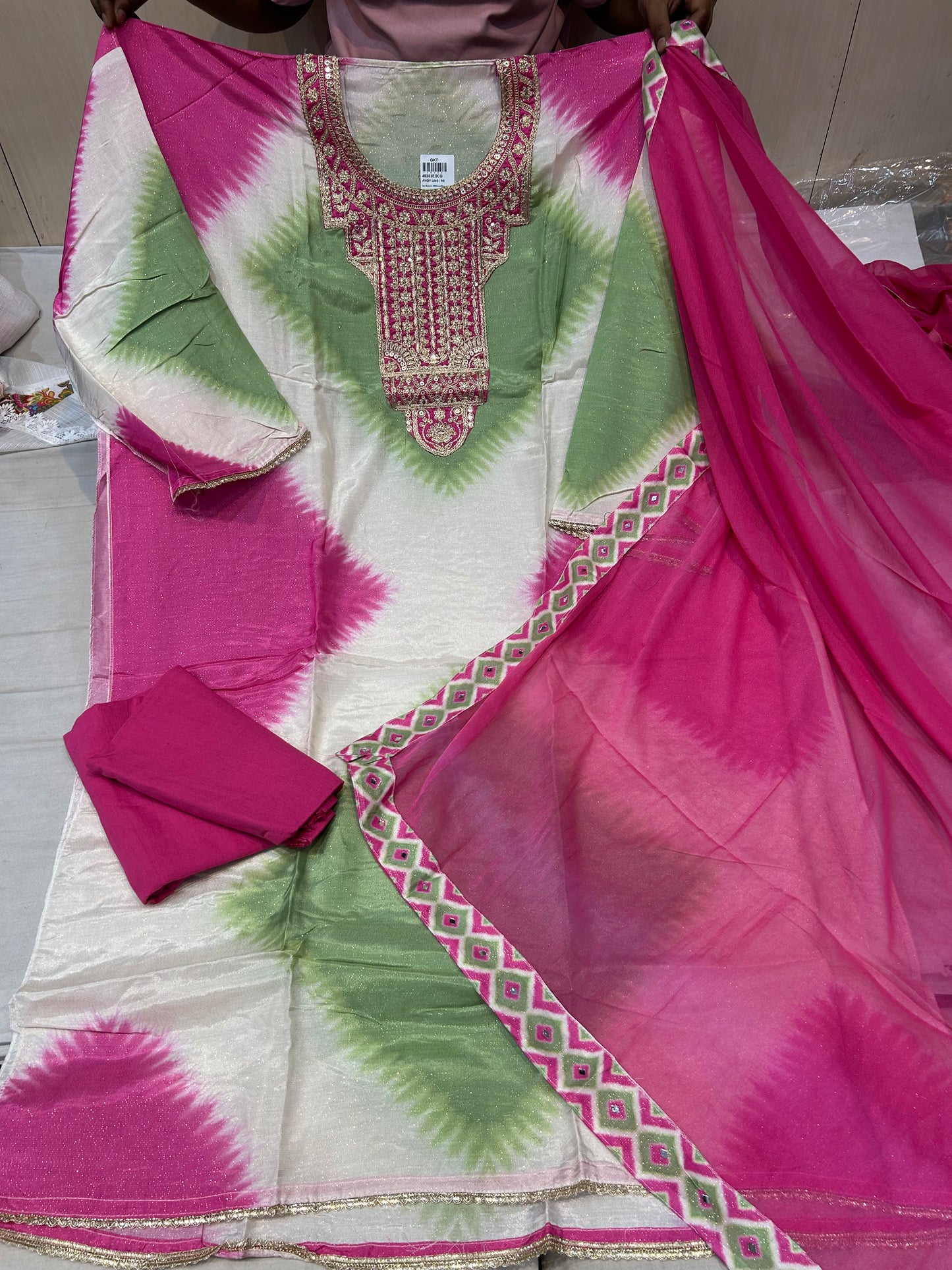 Multiple Gorgeous Unstitched Suit 😍