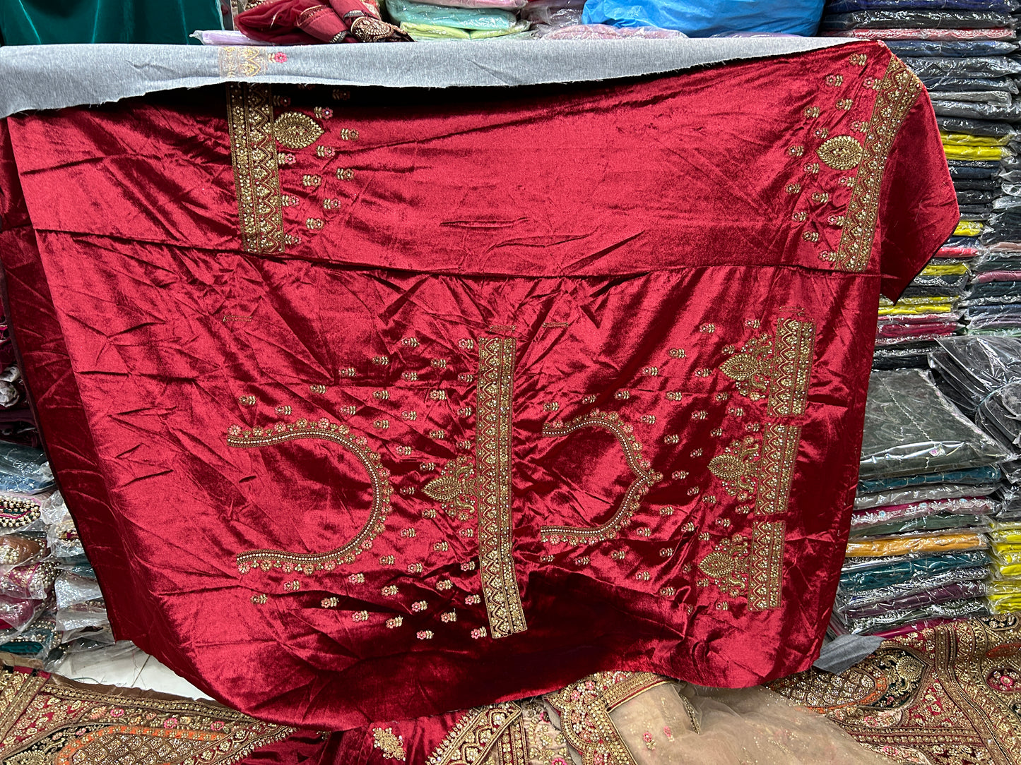 مدهش العاج المارون مزدوج دوبتا ليهينجا