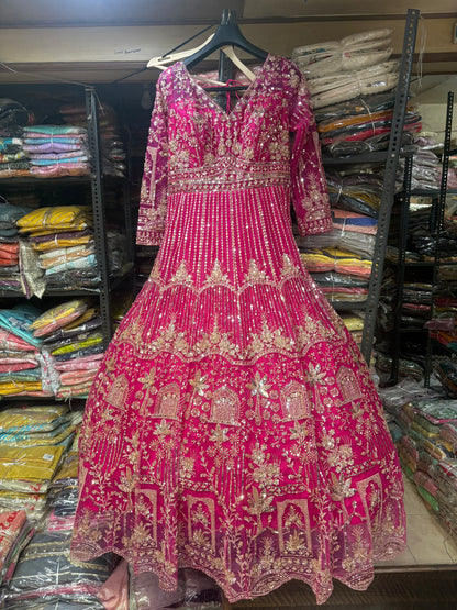 Khoobsurat Hot pink Farshi garara muslim Bride Special Dress