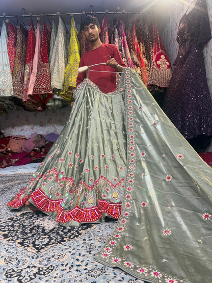 Increíble lehenga verde