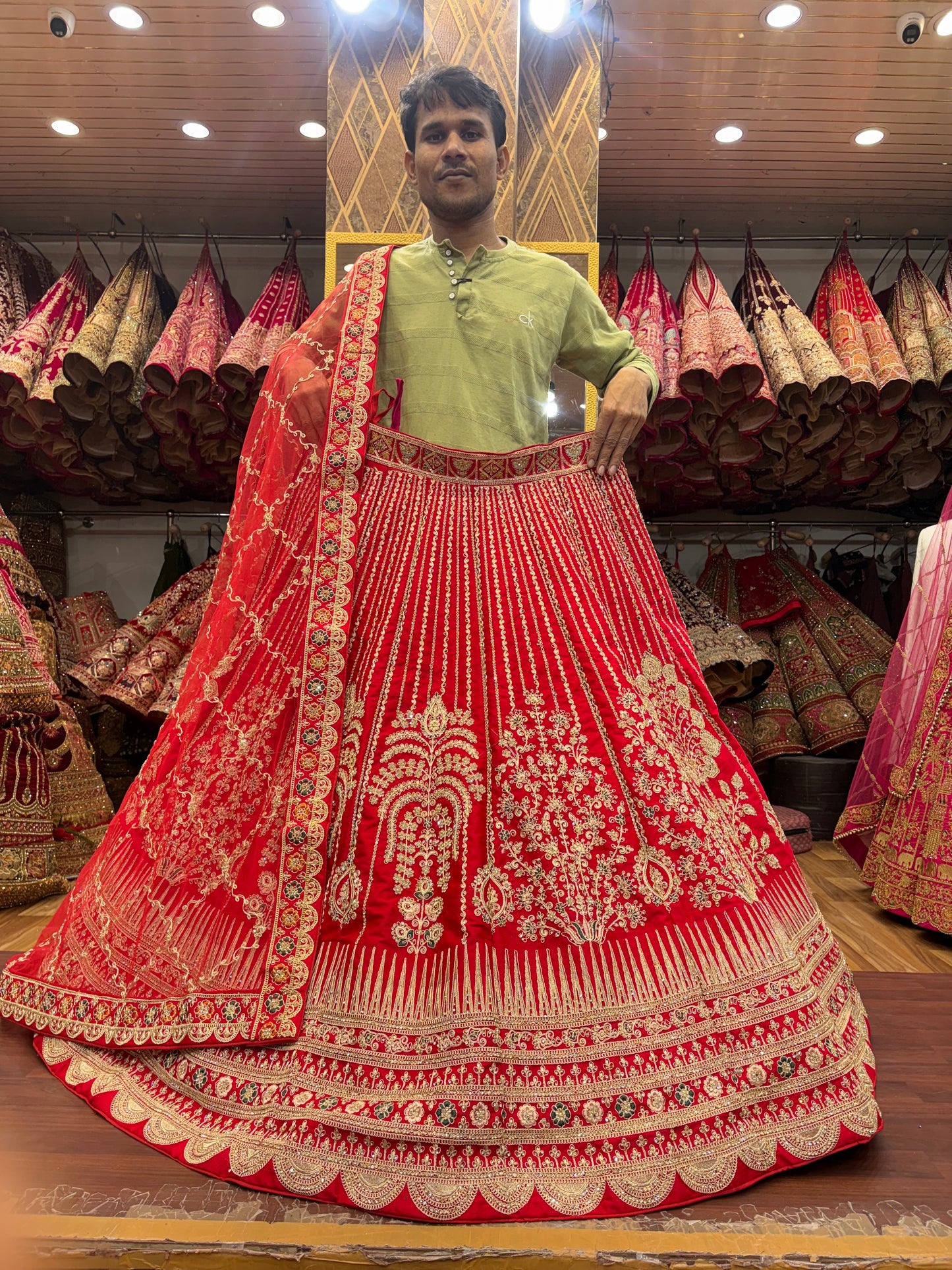 Pretty Rani pink Bridal Lehenga