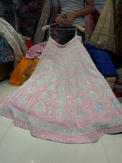 बेबी पिंक लहंगा