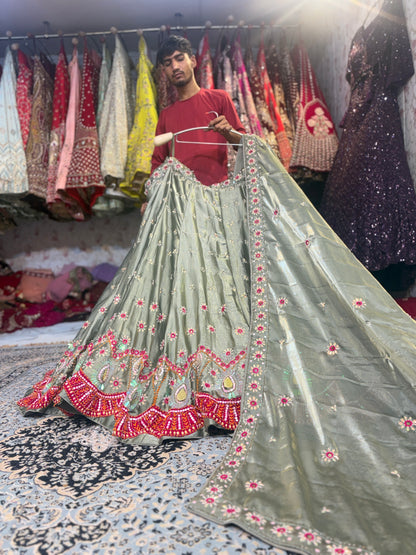 Increíble lehenga verde