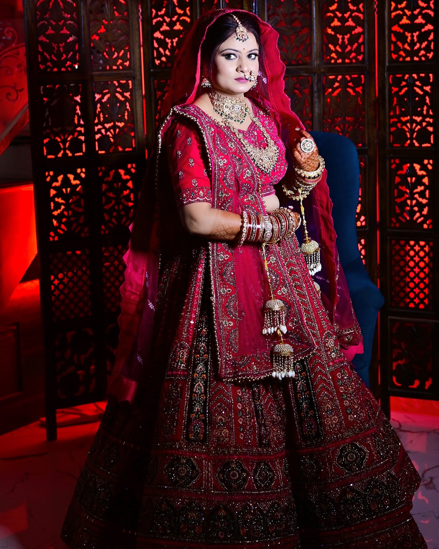 الساحرة الوردي الداكن الثقيل ليهينجا (عميل سعيد)