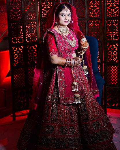 الساحرة الوردي الداكن الثقيل ليهينجا (عميل سعيد)