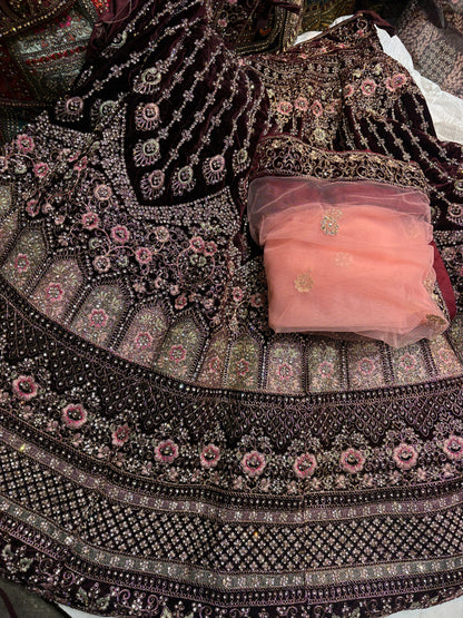 Khoobsurat maroon Jhumka bridal Lehenga