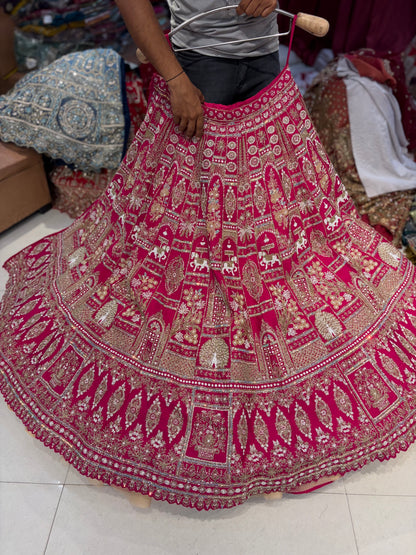 रानी गुलाबी मोर ब्राइडल लहंगा