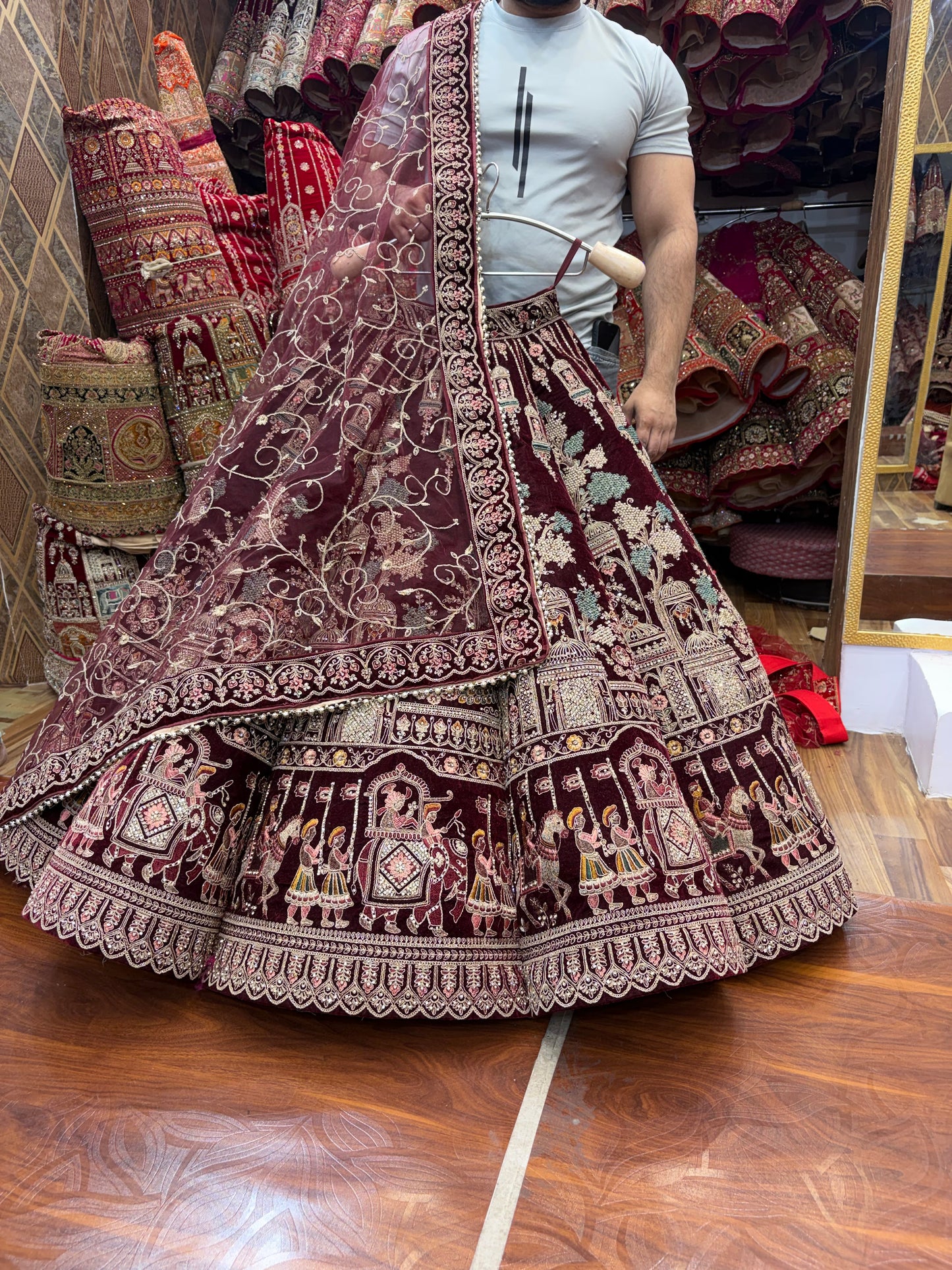 Maroon doli barat Ball Bridal Lehenga
