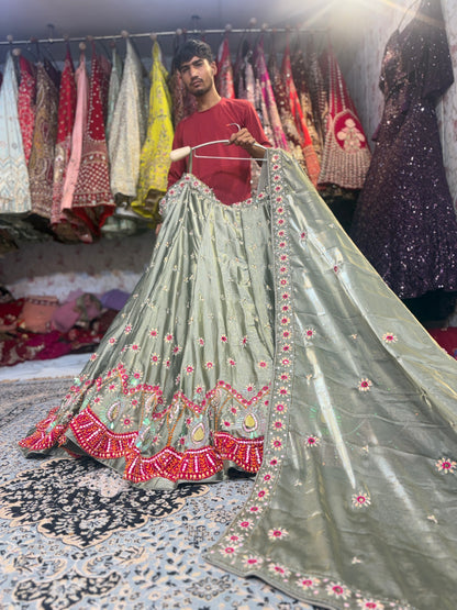 Increíble lehenga verde