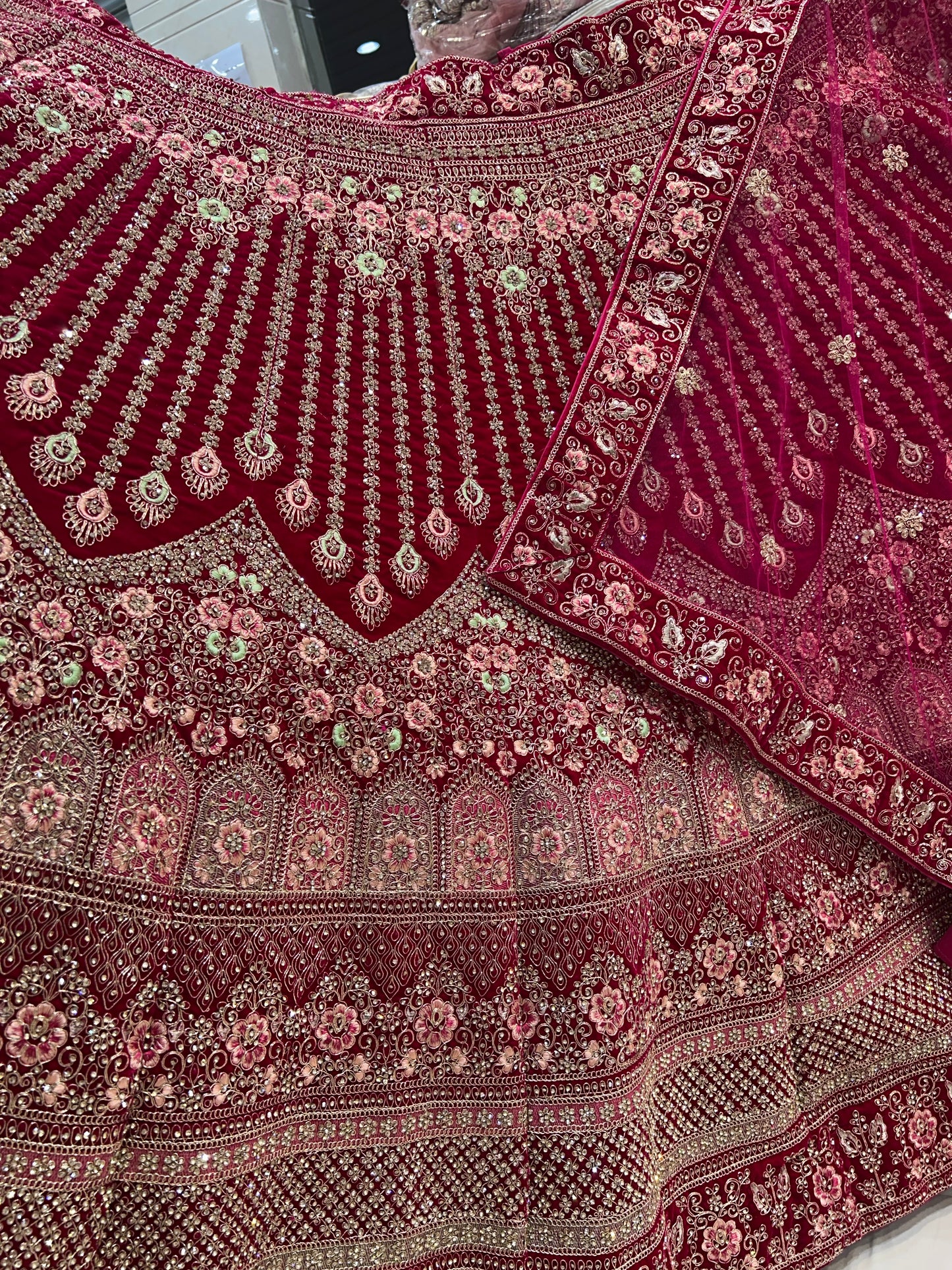 لطيف jhumka bridal lehenga